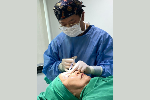 Milton Seigi Hayashi explica como a rinoplastia alia harmonia facial e autoconfiança em um só procedimento.