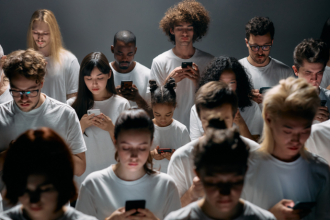 Deepfakes em 2026: como a tecnologia desafia leis globais e redefine a proteção da imagem na era digital