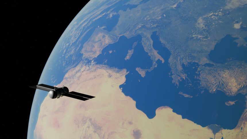 Satélite orbitando a Terra, com o mar Mediterrâneo e continentes ao fundo
